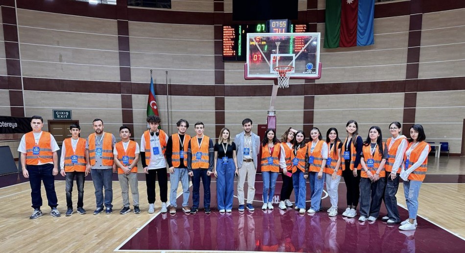 İKA könüllüləri Sabah-Bahçeşehir basketbol oyununda!
